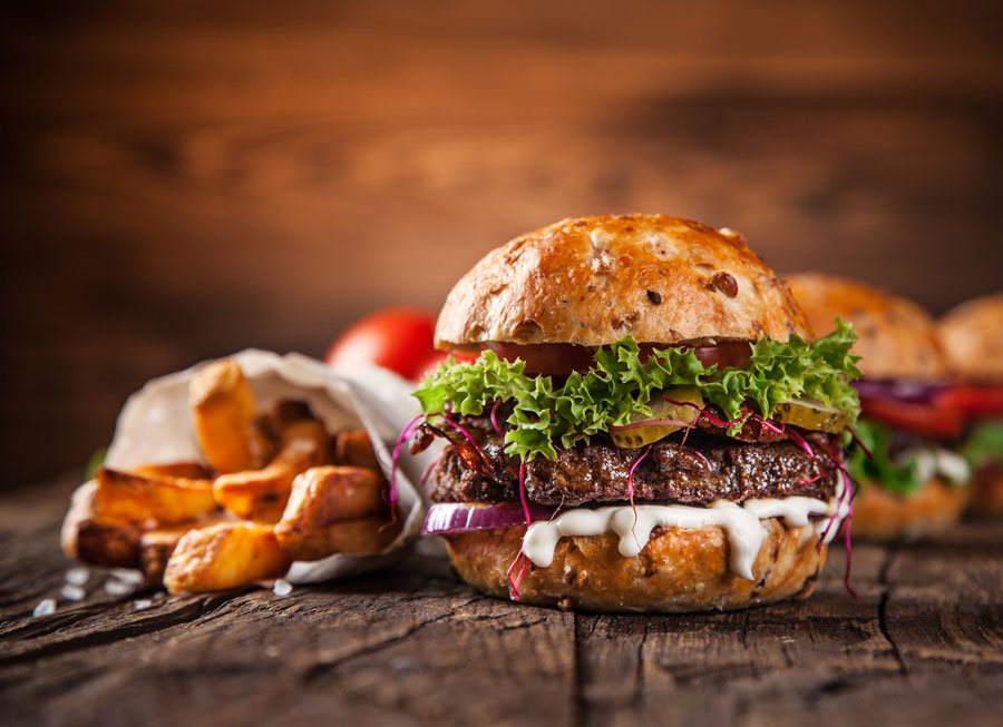 CHAR-GRILLED CAPSICUM AND LAMB BURGER